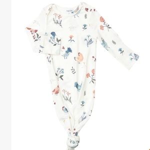 NWT Angel Dear knotted gown 0-3mo